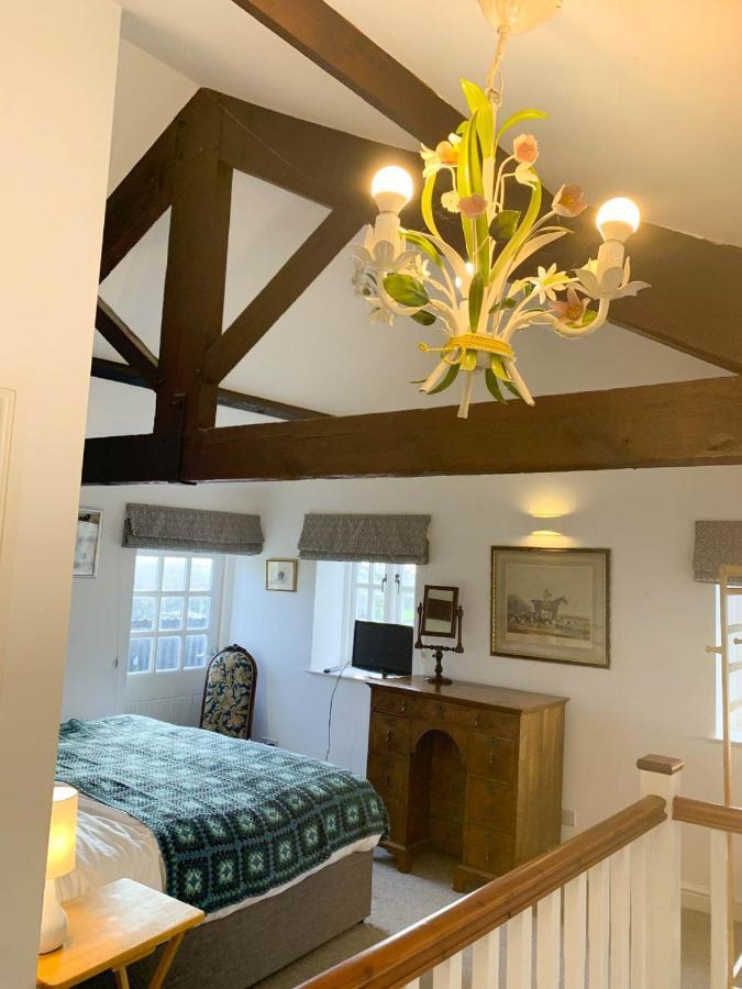 2 Stable Cottage, Llanbethery Llancarfan エクステリア 写真